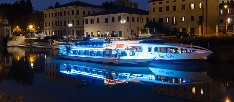 Padova Navigli 2017 navigazioni notturne sul Piovego Padova
