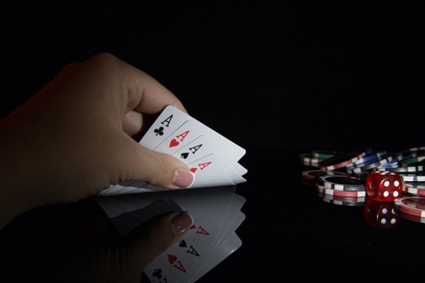 poker versioni del gioco